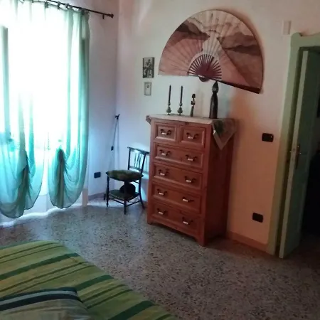 Il Nespolo Modolo (Oristano)