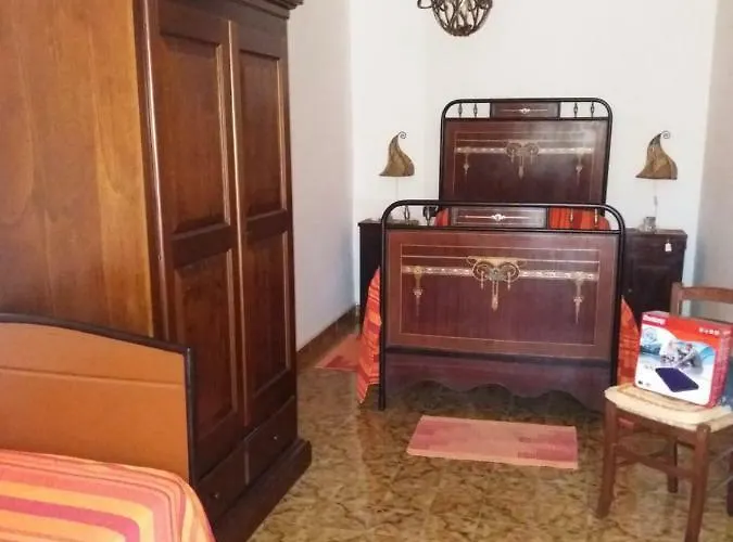 Il Nespolo * Modolo (Oristano)